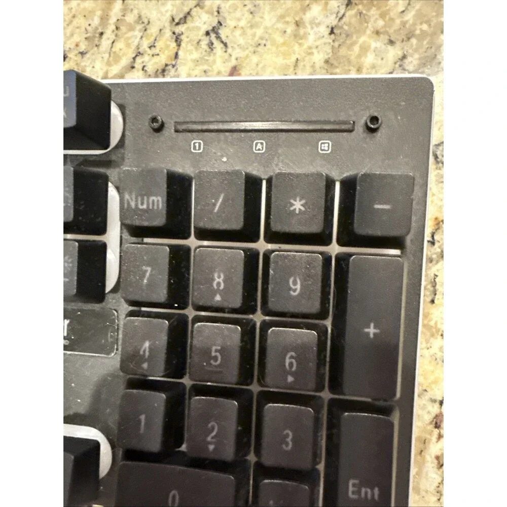 red thunder K10  keyboard And Mouse (mouse Doesn’t Have The Chip) Backlight Lit